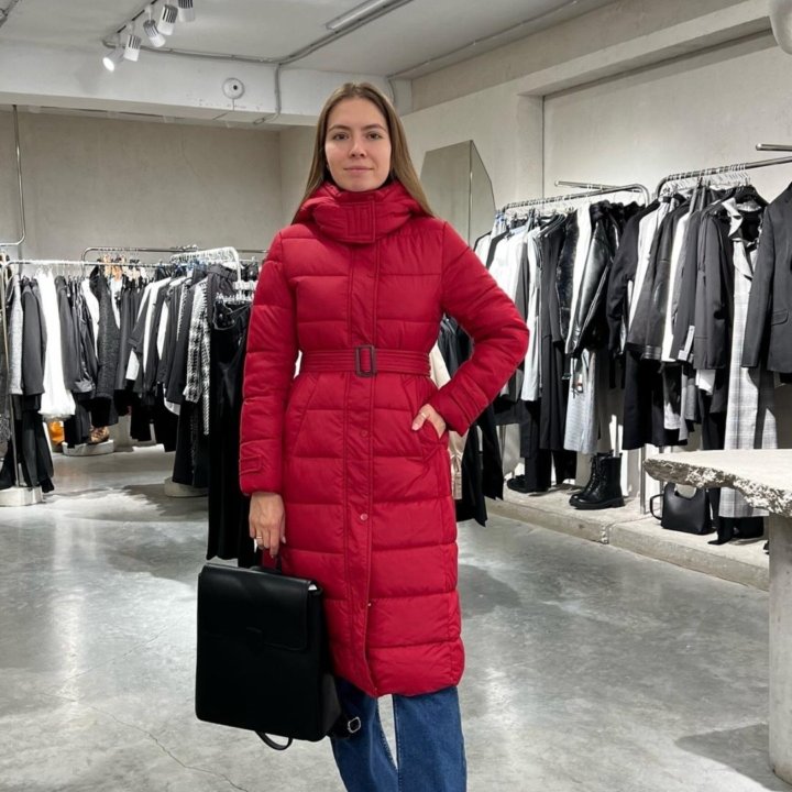 Куртка красная