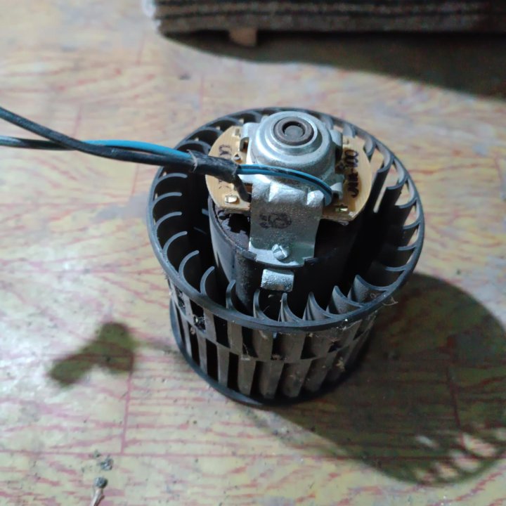 Вентилятор отопителя