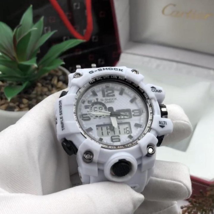 Casio G-Shock White Новые