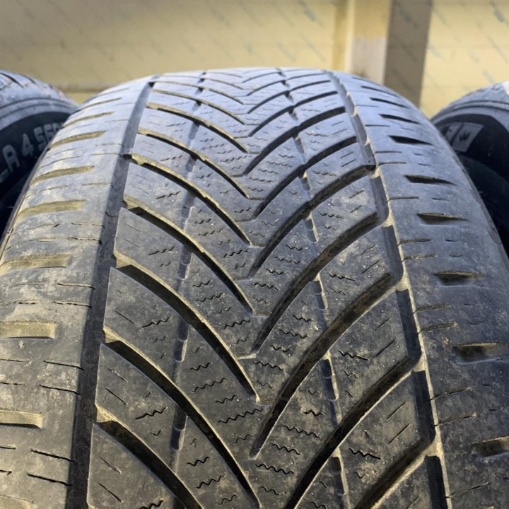 Шины летние 235/55 r19