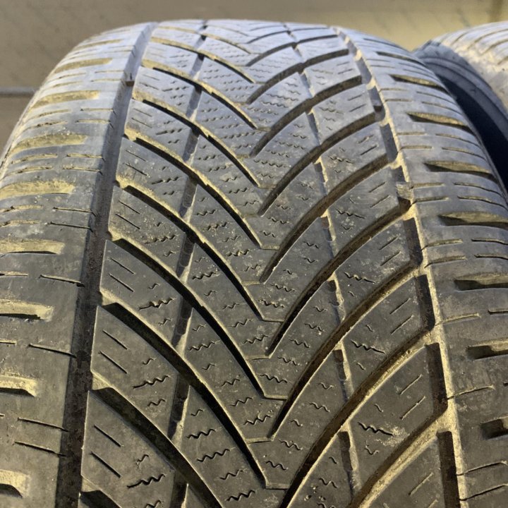 Шины летние 235/55 r19