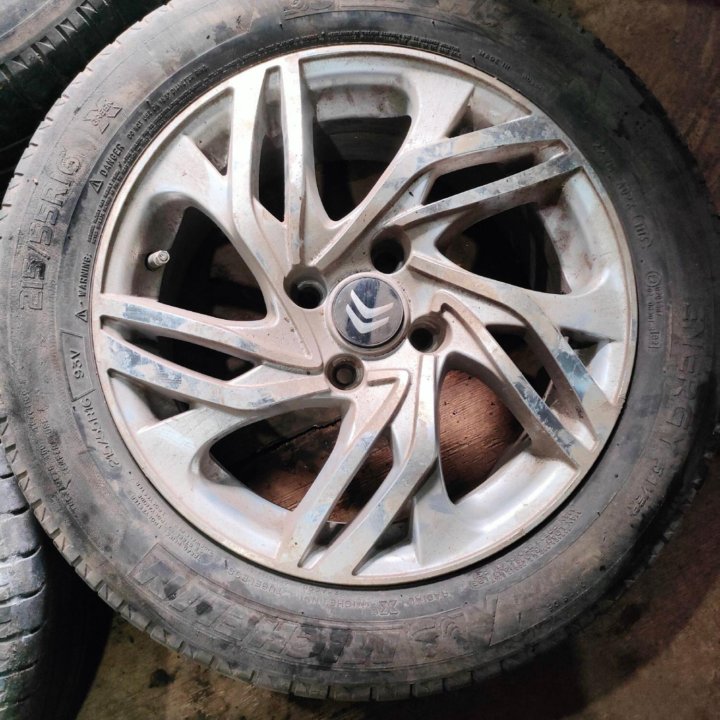 Комплект летних колеc 215/55 R16 Michelin