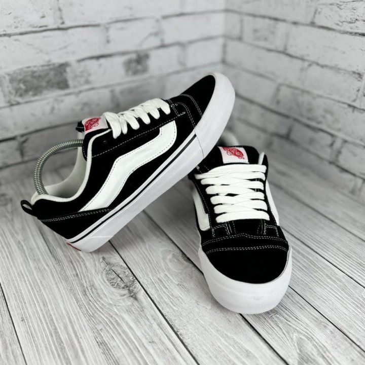 Кроссовки женские Vans Knu Skool