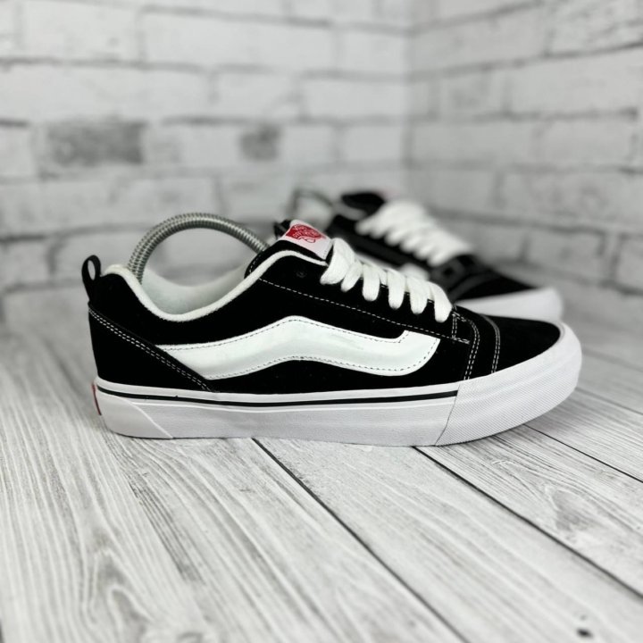 Кроссовки женские Vans Knu Skool