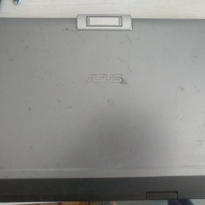 Asus F5R