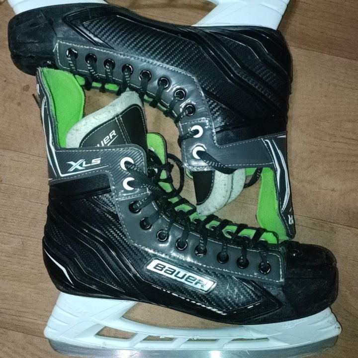 Коньки bauer Xls