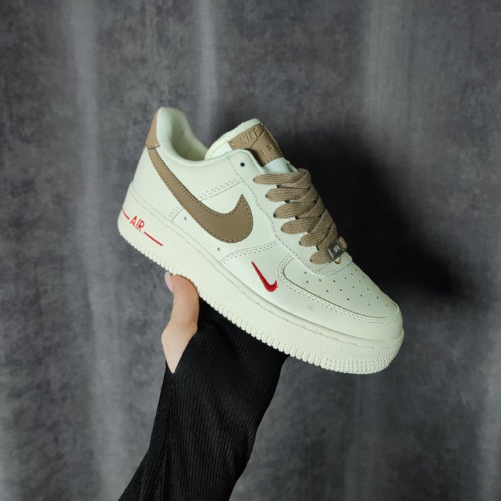 Кроссовки женские Nike AF1