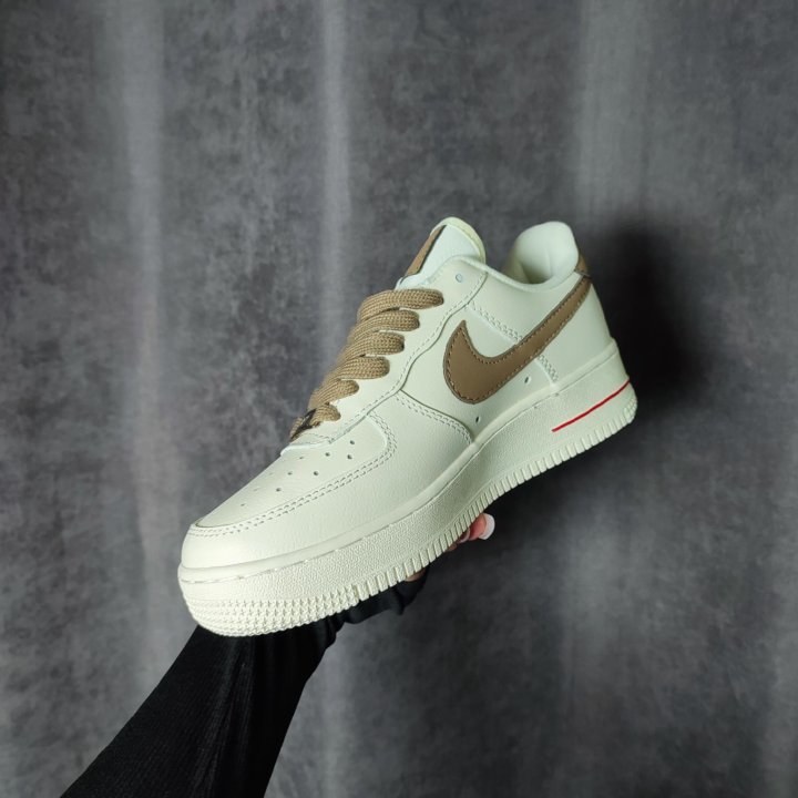 Кроссовки женские Nike AF1