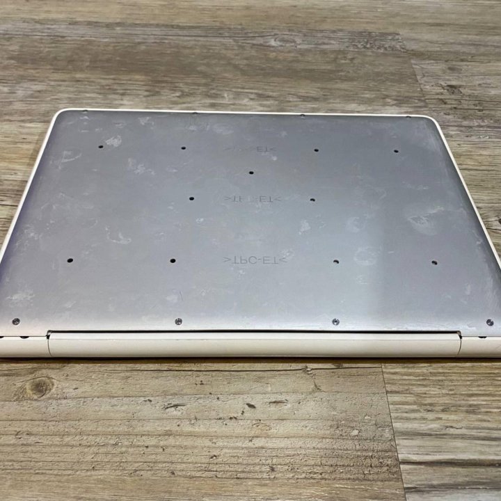 MacBook 13,3 дюйма