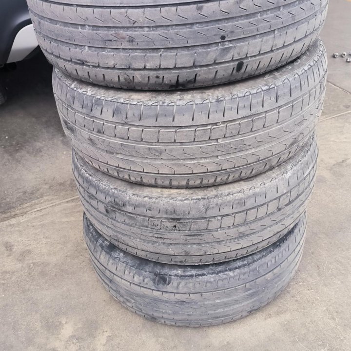 Pirelli Citurato P7 205/50/ R17