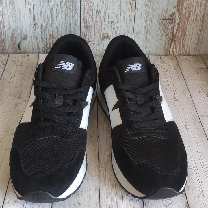 КРОССОВКИ МУЖСКИЕ ЗАМШЕВЫЕ NEW BALANCE 327