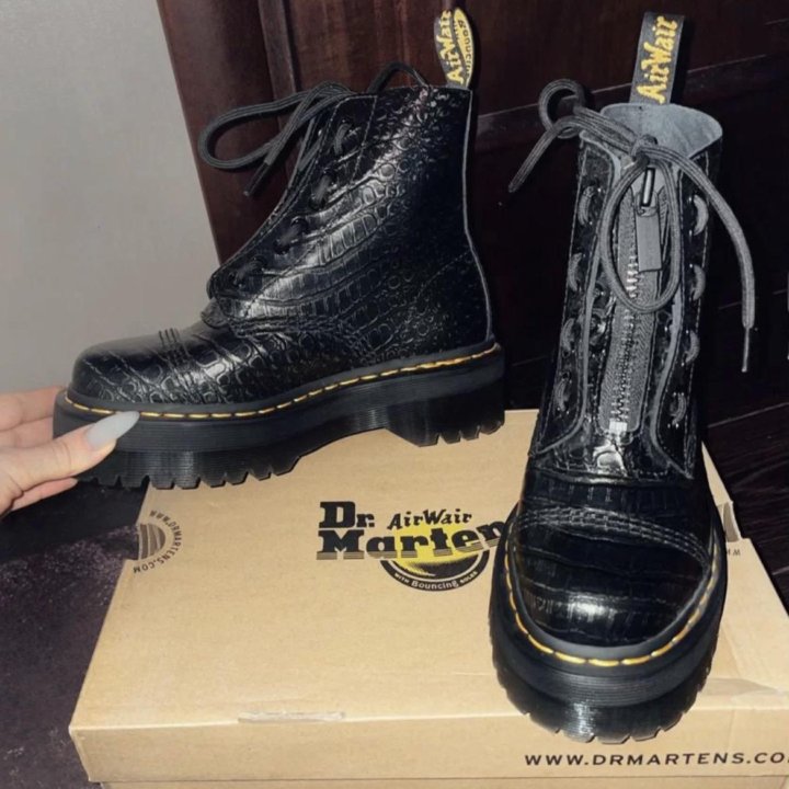 Ботинки Dr. Martens, размер 38