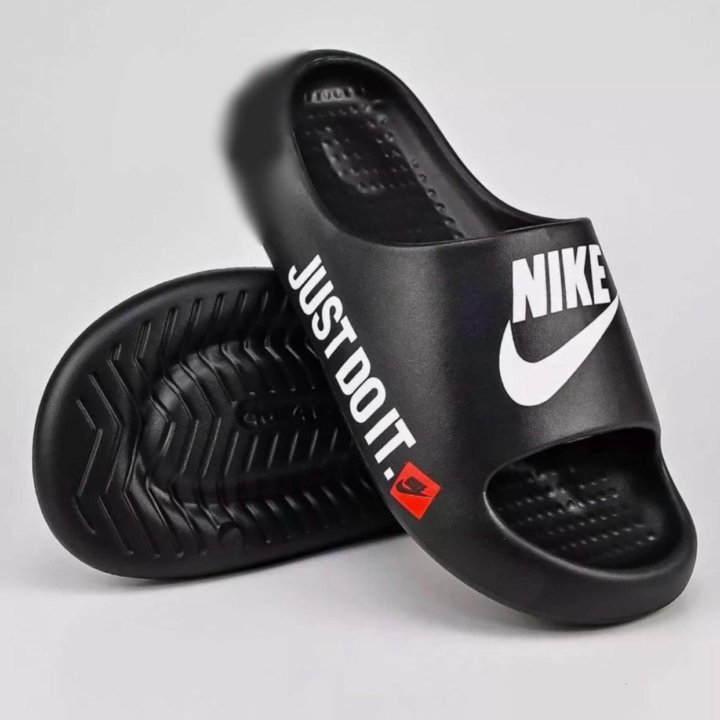 Шлёпанцы мужские Nike новые