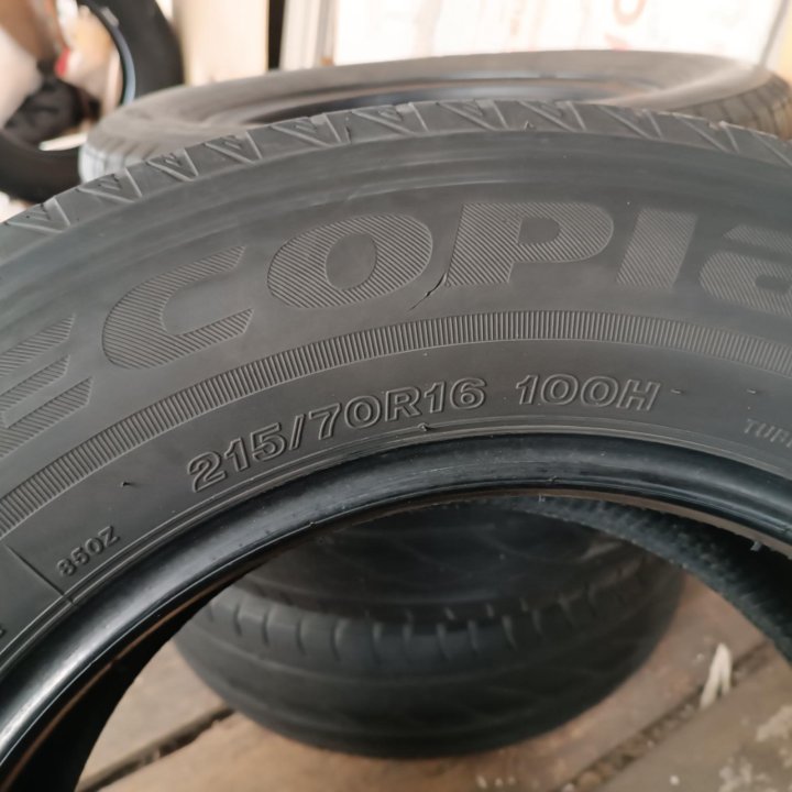 Шины Bridgestone S (215/70-16) 2-e шт.