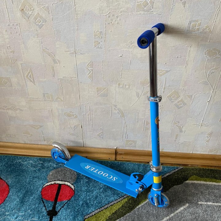 Детский самокат Scooter