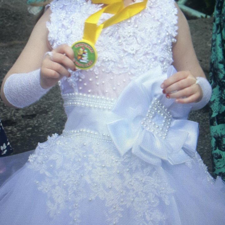 детское нарядное платье на выпускной