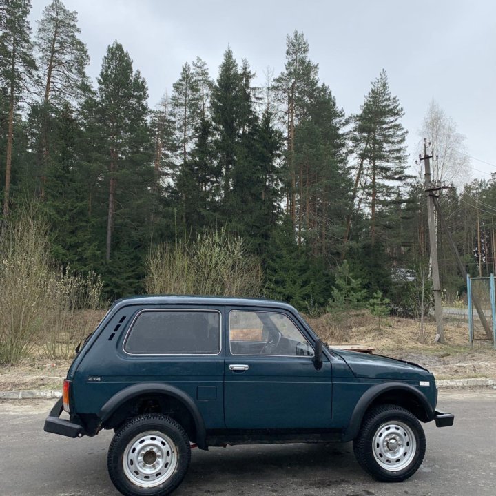 ВАЗ (Lada) Niva (4x4/Legend), 2000