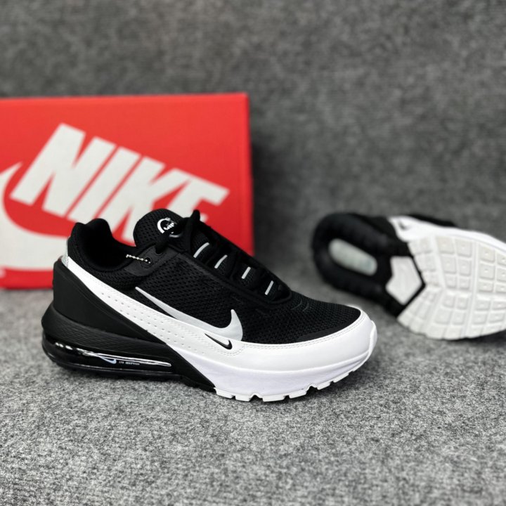 Кроссовки Nike