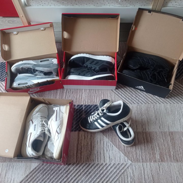 Лот обуви. 5 пар Adidas, Nike, Reebok.