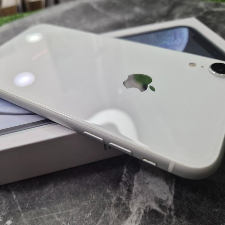 Apple iPhone XR 128Gb 2 сим (магазин)