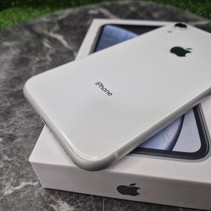 Apple iPhone XR 128Gb 2 сим (магазин)