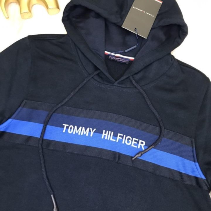 Толстовка с капюшоном Tommy Hilfiger.