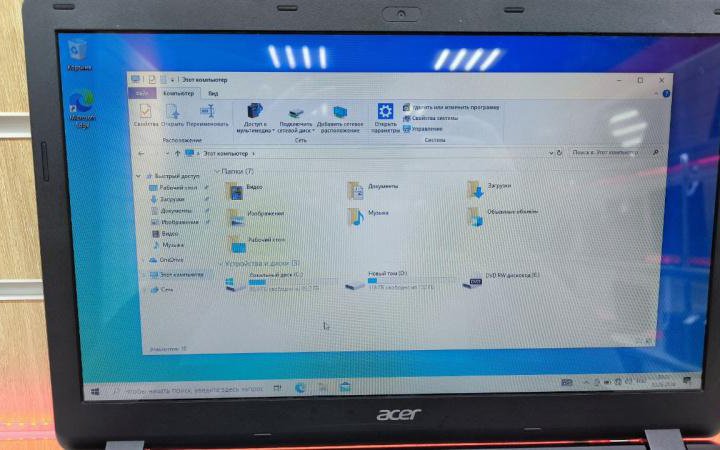 Ноутбук Acer intel Pentium N3540/intel graphics/8/256