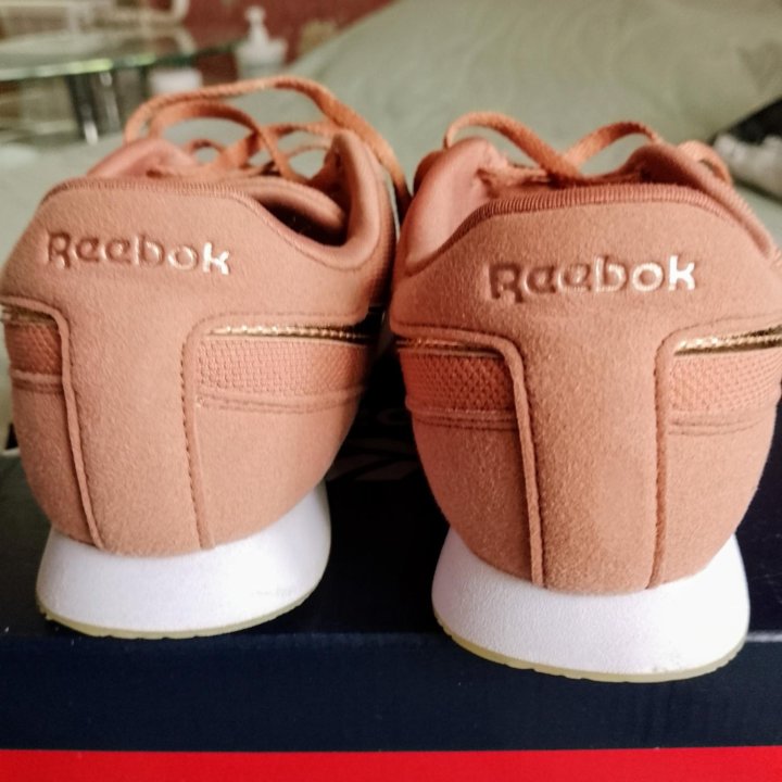 Кроссовки Reebok