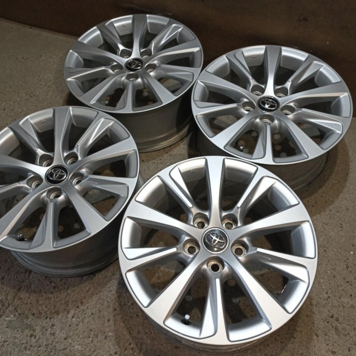 Фирменные диски Toyota R16 5x114.3