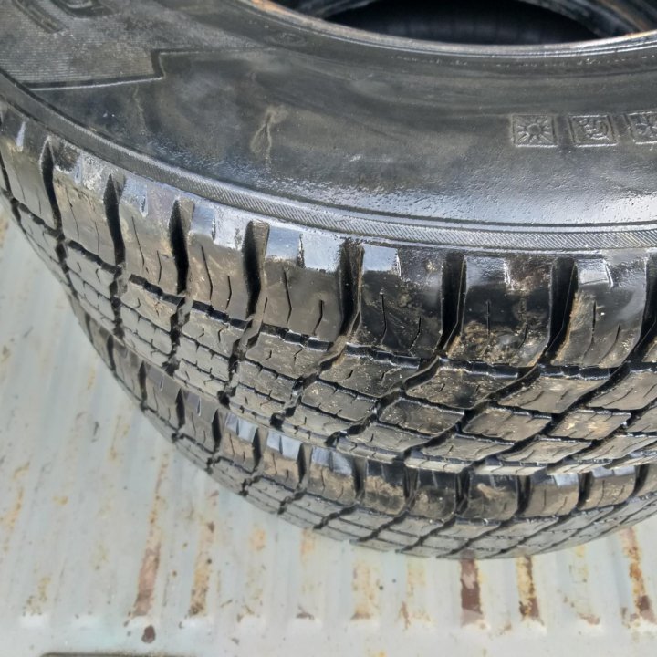 Резина 2шт 225/75R16 кама 219