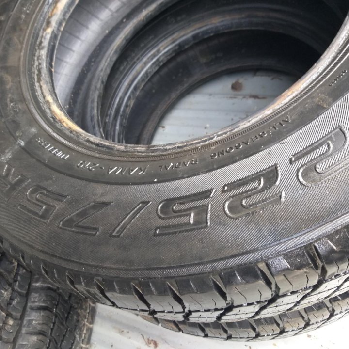 Резина 2шт 225/75R16 кама 219