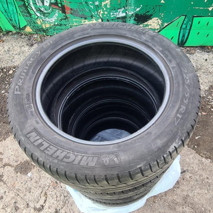 Michelin Primacy HP 225/55/R17