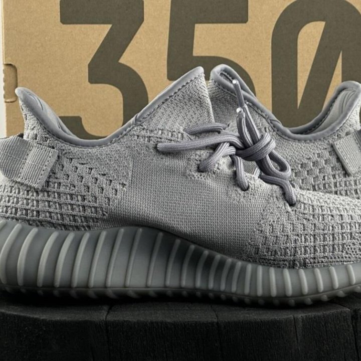 Кроссовки Adidas Yeezy Boost 350