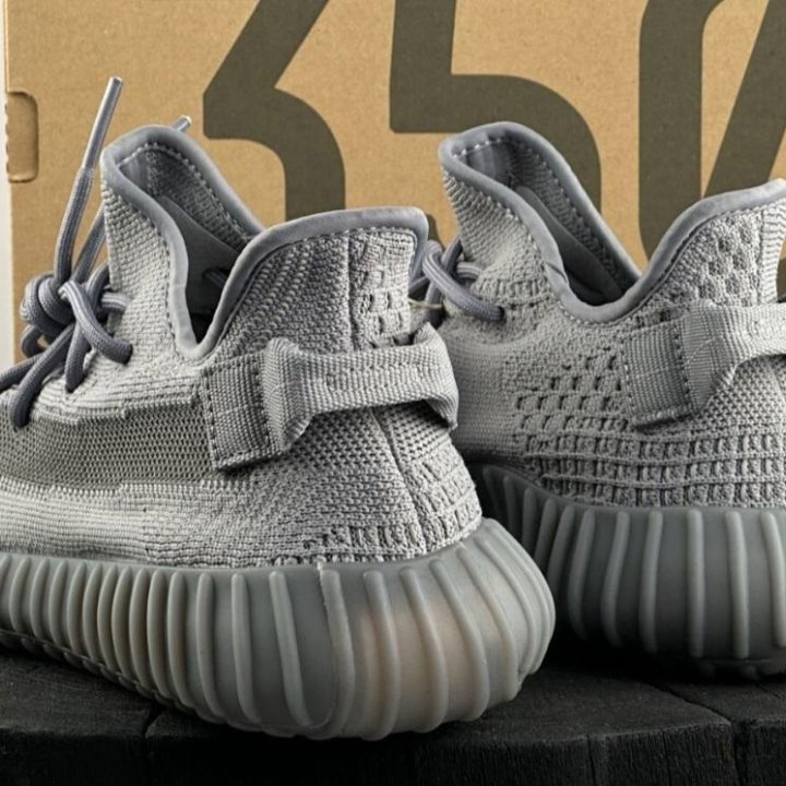 Кроссовки Adidas Yeezy Boost 350