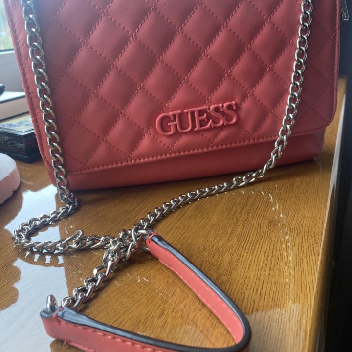 Сумка Guess