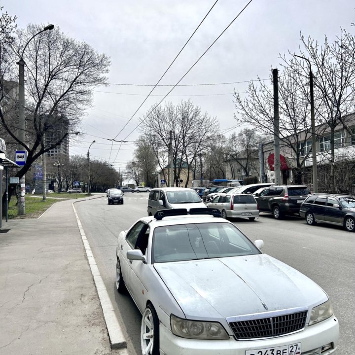 Nissan Laurel, 2000