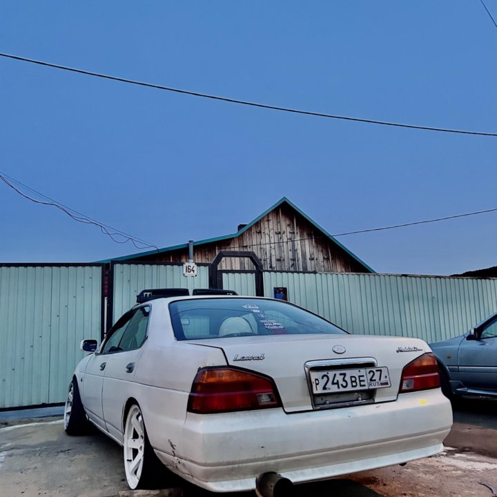 Nissan Laurel, 2000