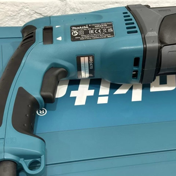 Сетевой перфоратор Makita HR2470