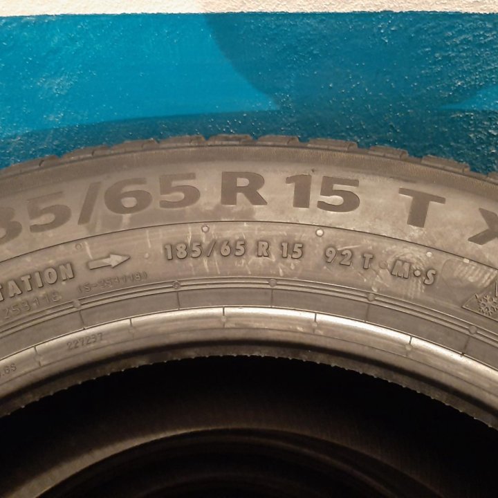 Continental IceContact 3 185/65R15 (новые)