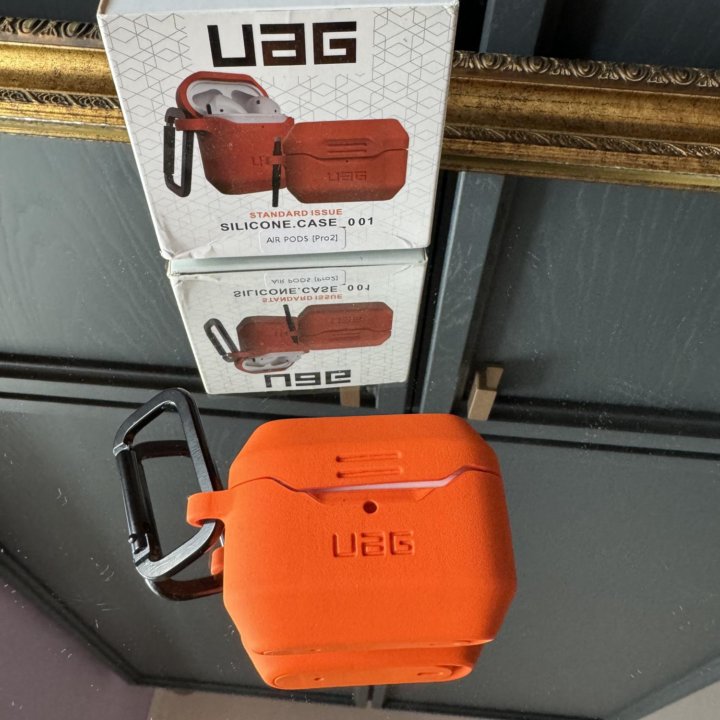 UAG Standard issue Silicone Case 001