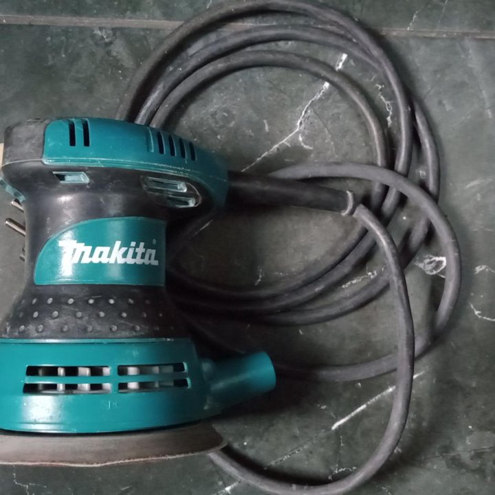 Makita BO5030