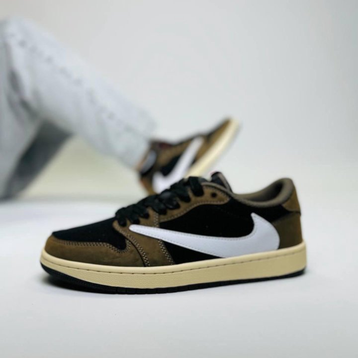 Кроссовки мужские Nike Air Jordan 1 Retro Low