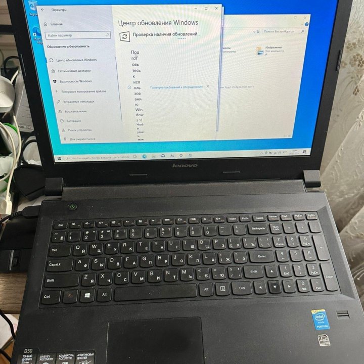 Lenovo b5030, 4-x яд. Intel N3530/4gb/500gb hdd/2g