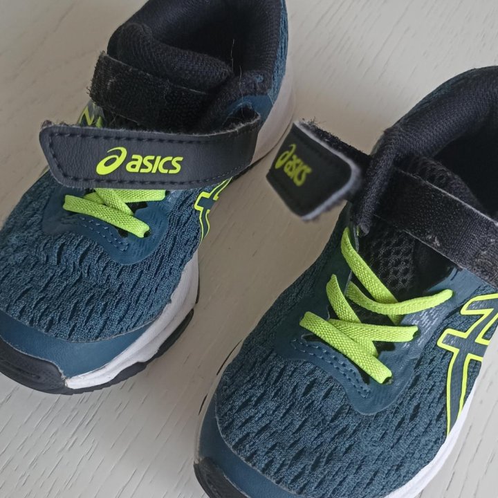 Кроссовки asics 27 размер