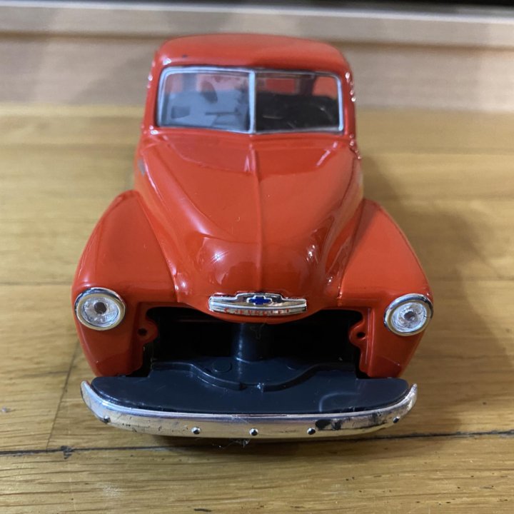 Модель Chevrolet Pickup 1:25