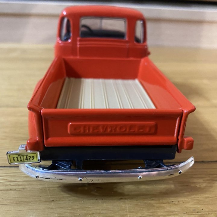 Модель Chevrolet Pickup 1:25