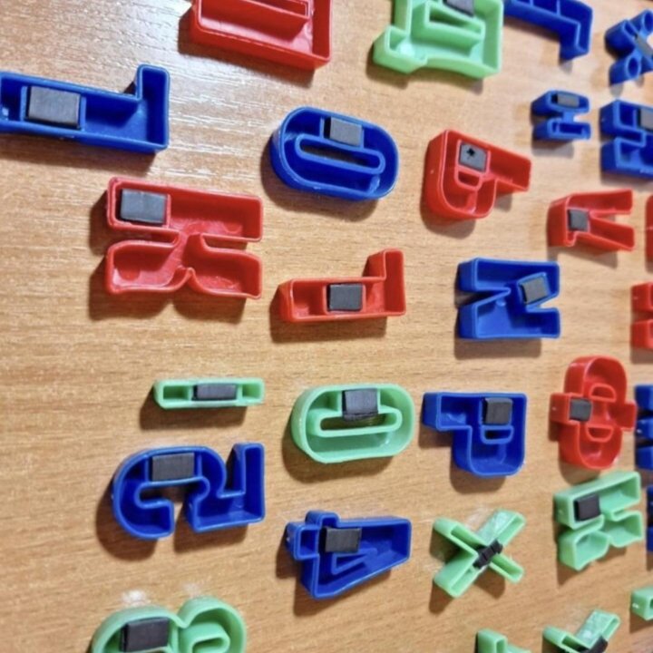 Магниты-алфавит