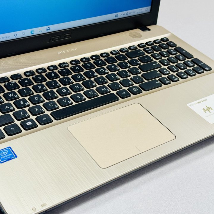 Ноутбук Asus / Pentium N4200 / 4G / SSD 120G