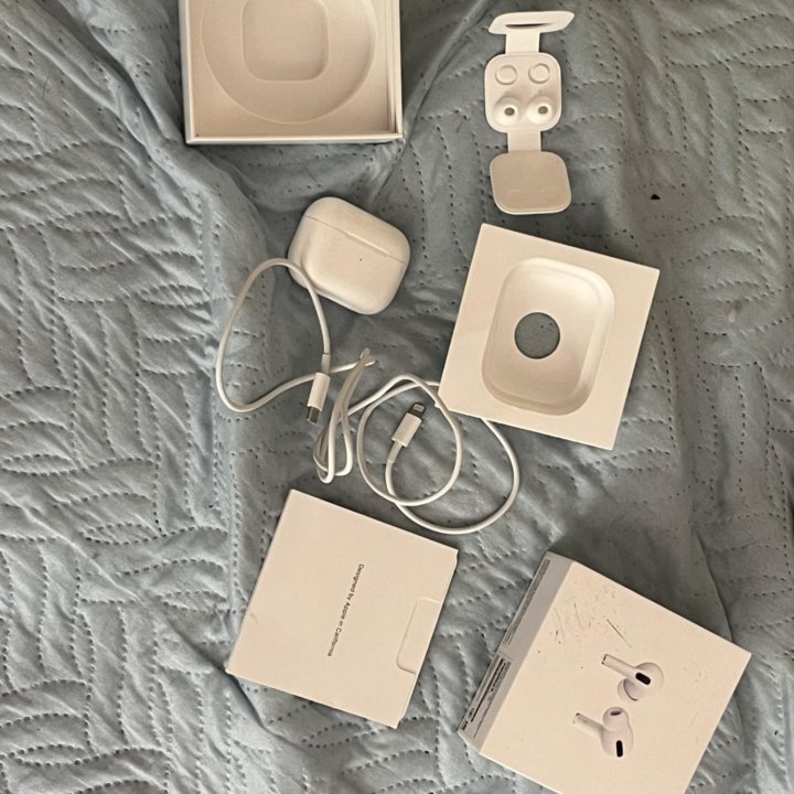 Apple air pods 1 поколения