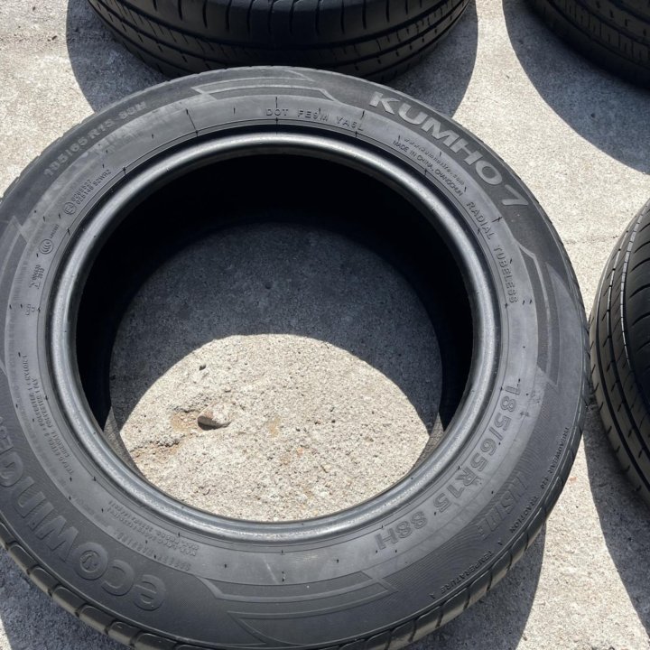 Продаю шины KUMHO ecowing ES01,